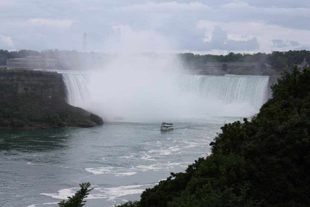 Ellis House Bed & Breakfast Bed & Breakfast Niagara Falls Exterior photo