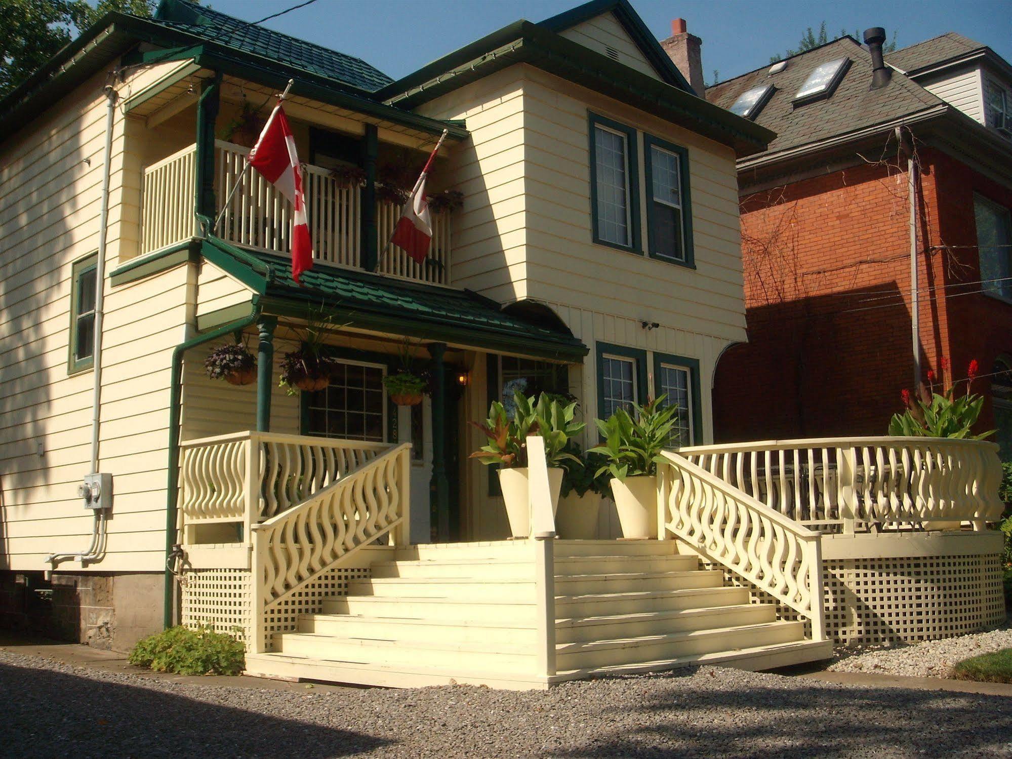 Ellis House Bed & Breakfast Bed & Breakfast Niagara Falls Exterior photo